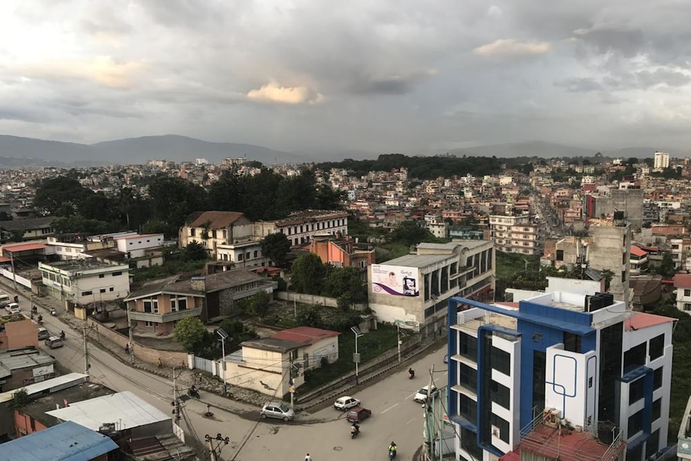 Kaveri Inn 27/31