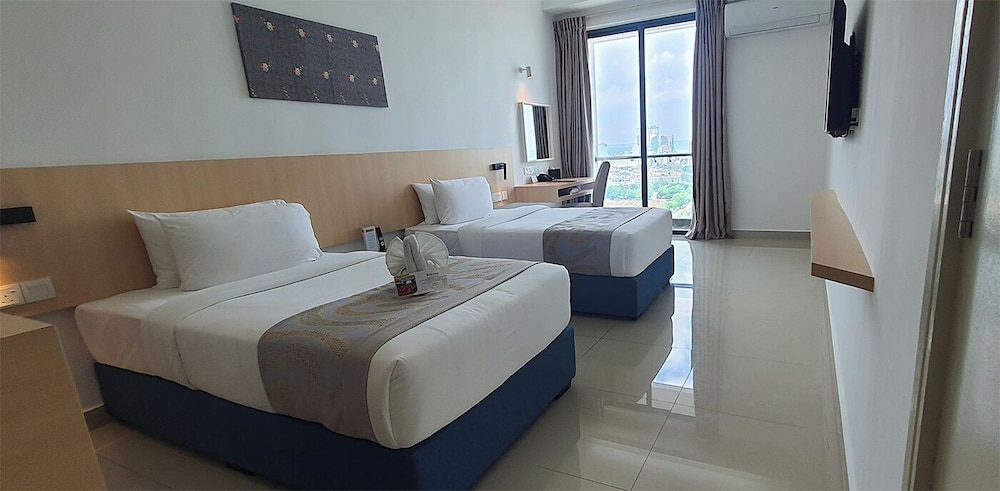 Swan Garden Resort Hotel 8/36