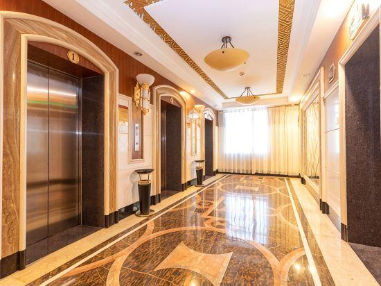 Li Jing Hotel 17/23