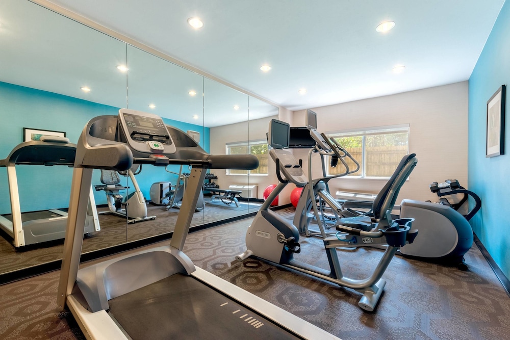 Fairfield Inn Suites Stevens Point 18/27
