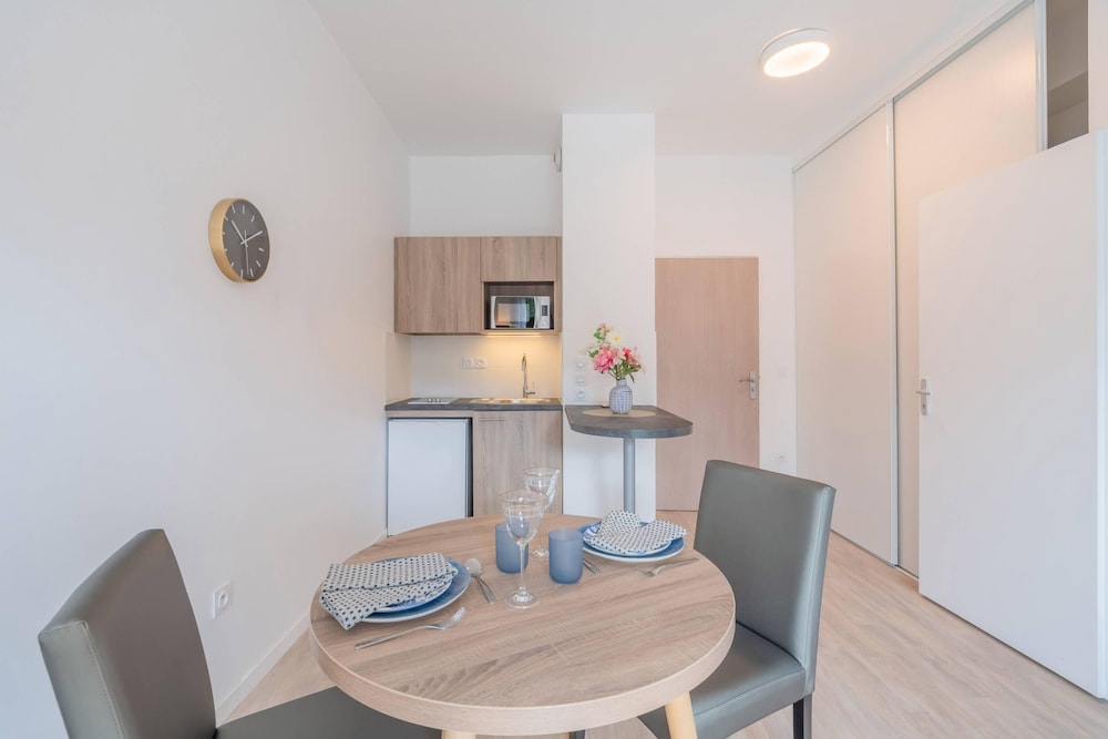Quality Aparthotel Parc Marne la Vallee 14/19