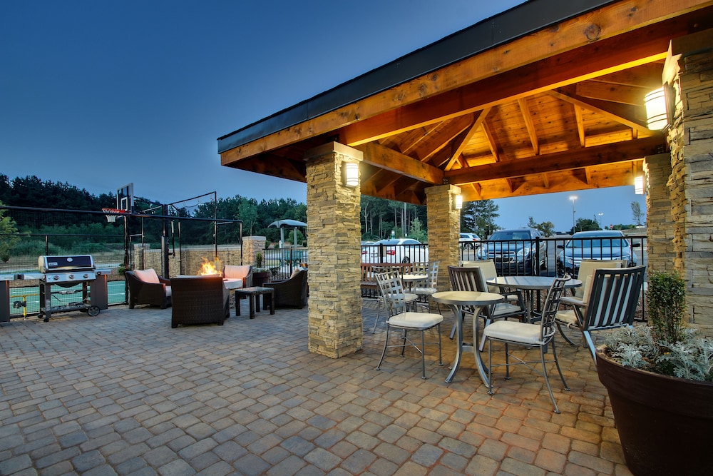 Staybridge Suites ROCK HILL 48/63
