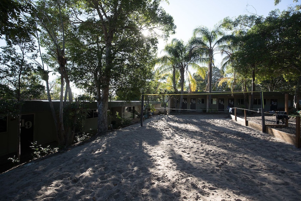 Nomads Noosa Youth Resort 10/60