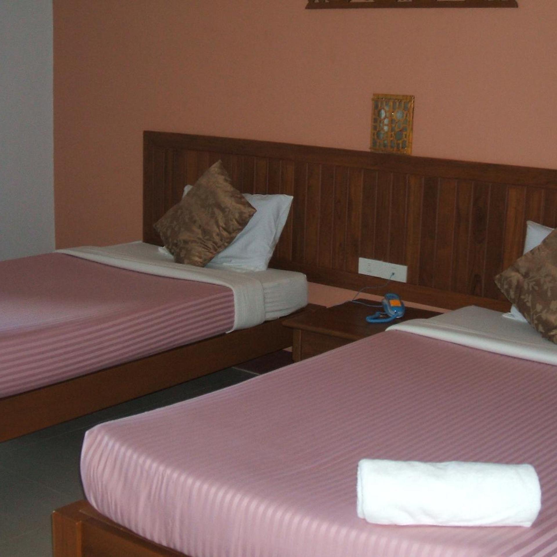 غرفة سوبيريور بسريرين منفصلين، Butnamtong Hotel 2/4