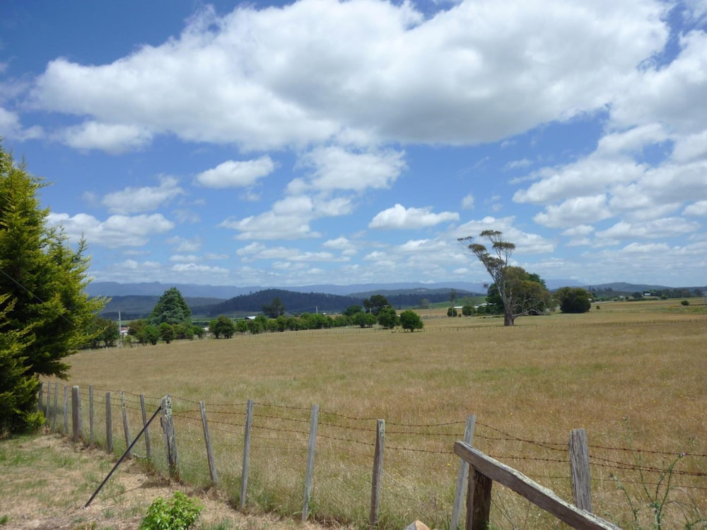 Mountain View Country Inn 28/32