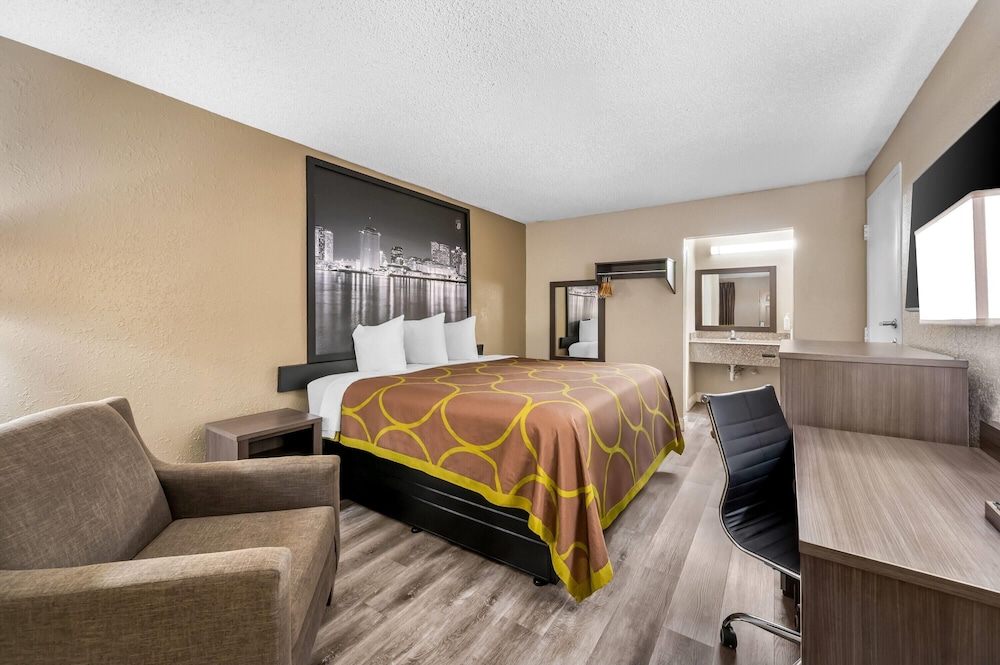 ROOM, KING BED, SMOKING