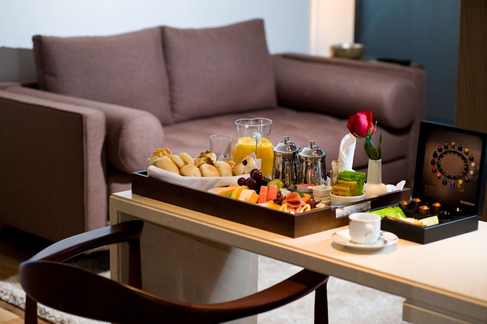 Hotel Gran Marquise 45/73