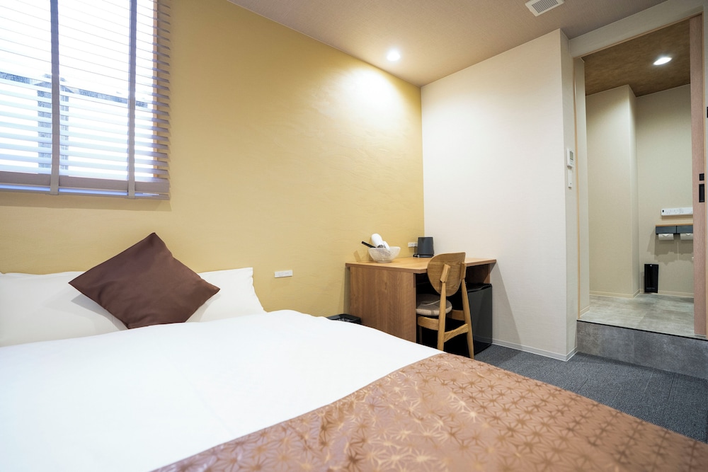 Hotel S-Presso Namba Ekimae 9/50