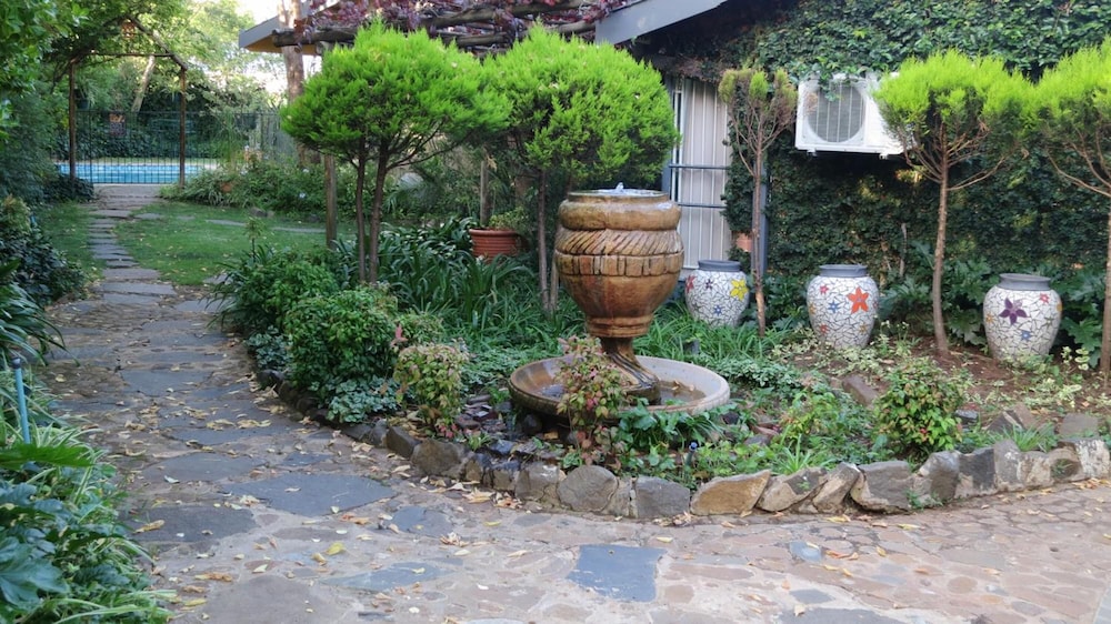 Dias Guest House 42/50