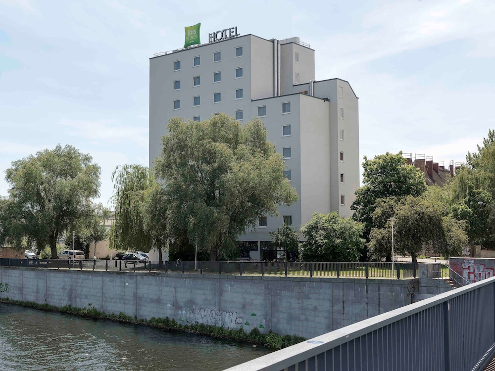 ibis Styles Berlin Treptow Hotel 67/71