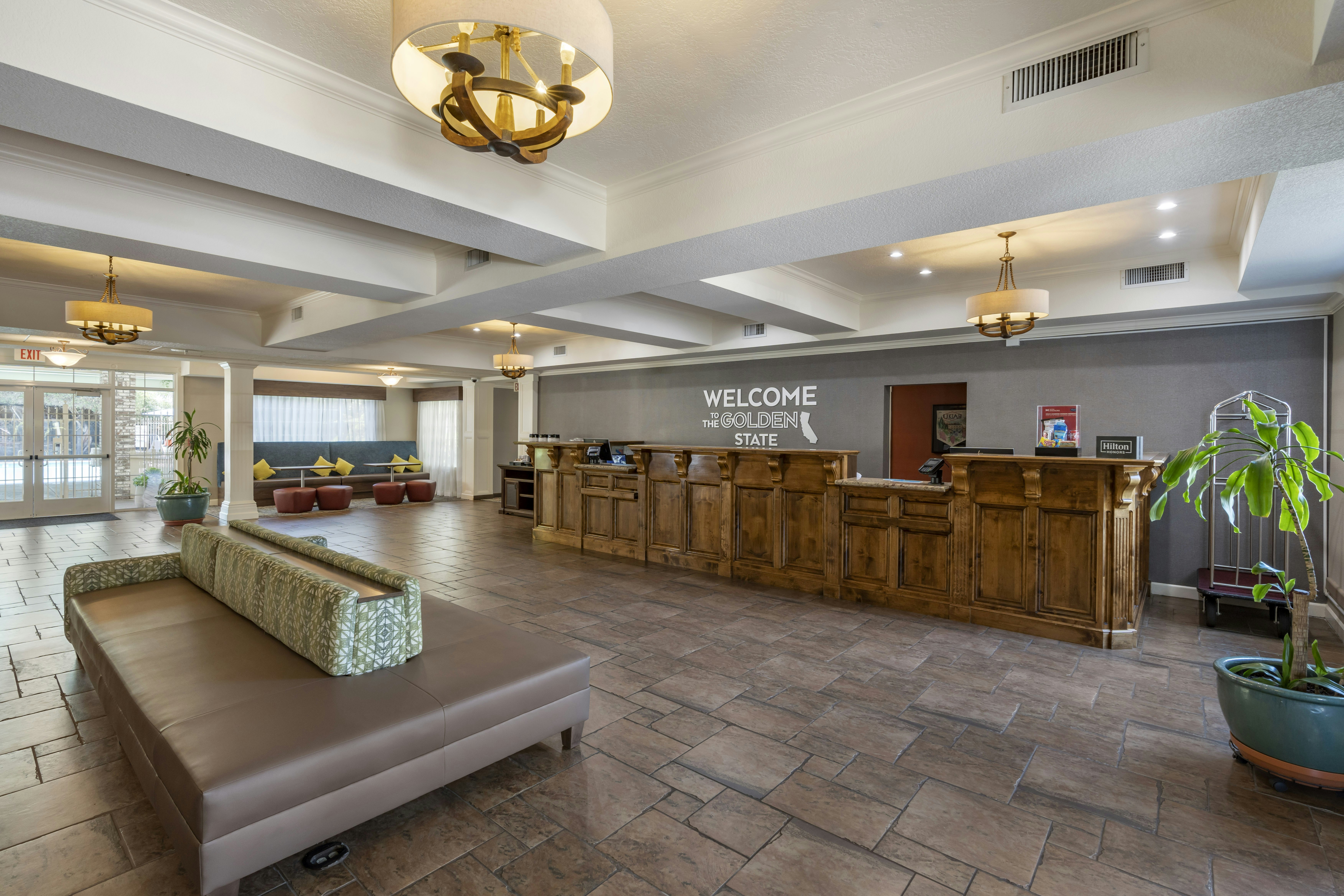 Hampton Inn Ukiah CA 3/16