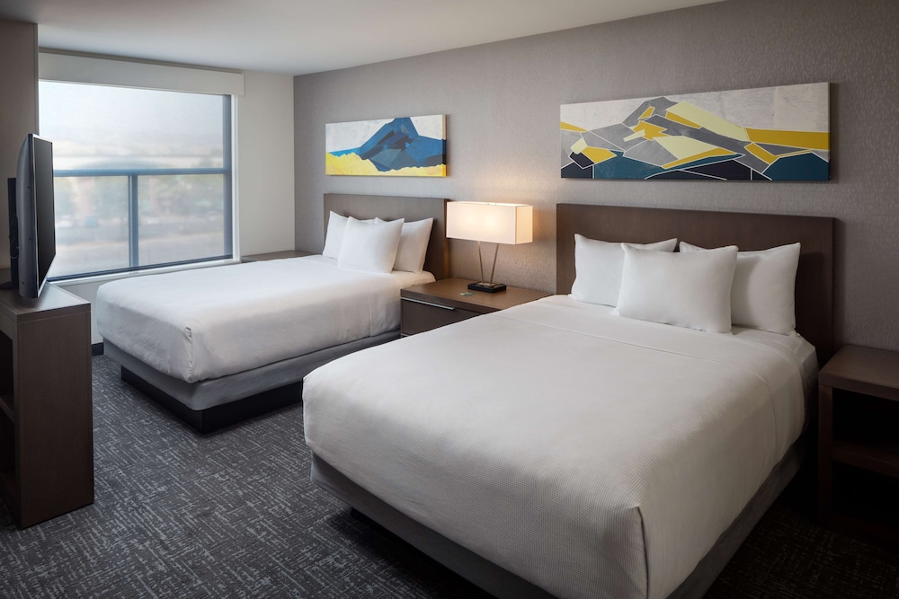 Hyatt House Vacaville 7/38