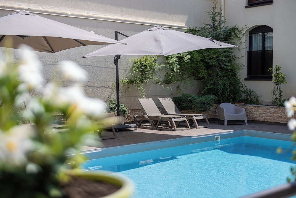Hotel Saint Laurent 43/47