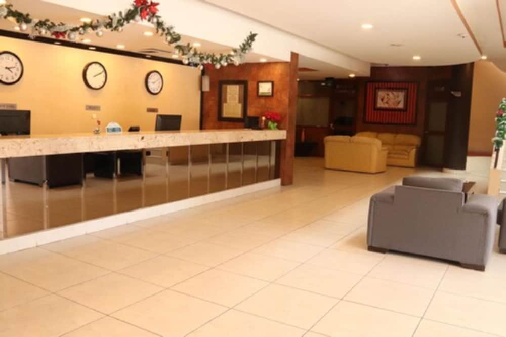 Santa Irene Hotel Guadalajara 3/26