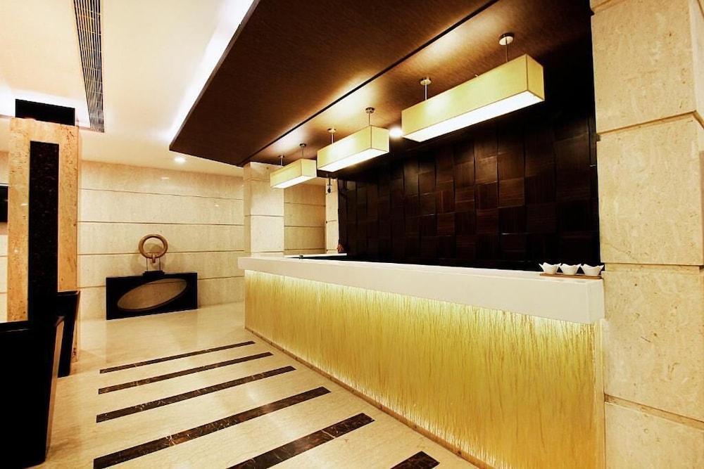 Hotel Cenneys Gateway 8/49