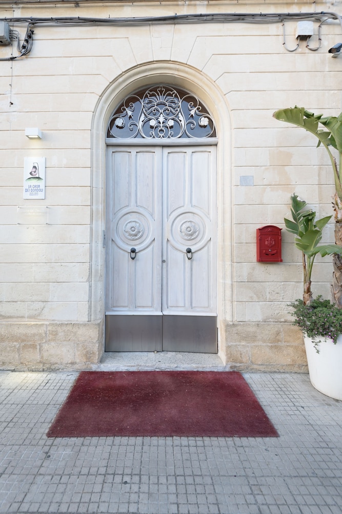 Palazzo dei Dondoli 3/50