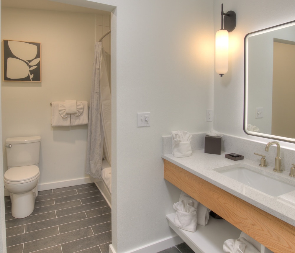 Ocean Crest Resort 46/50