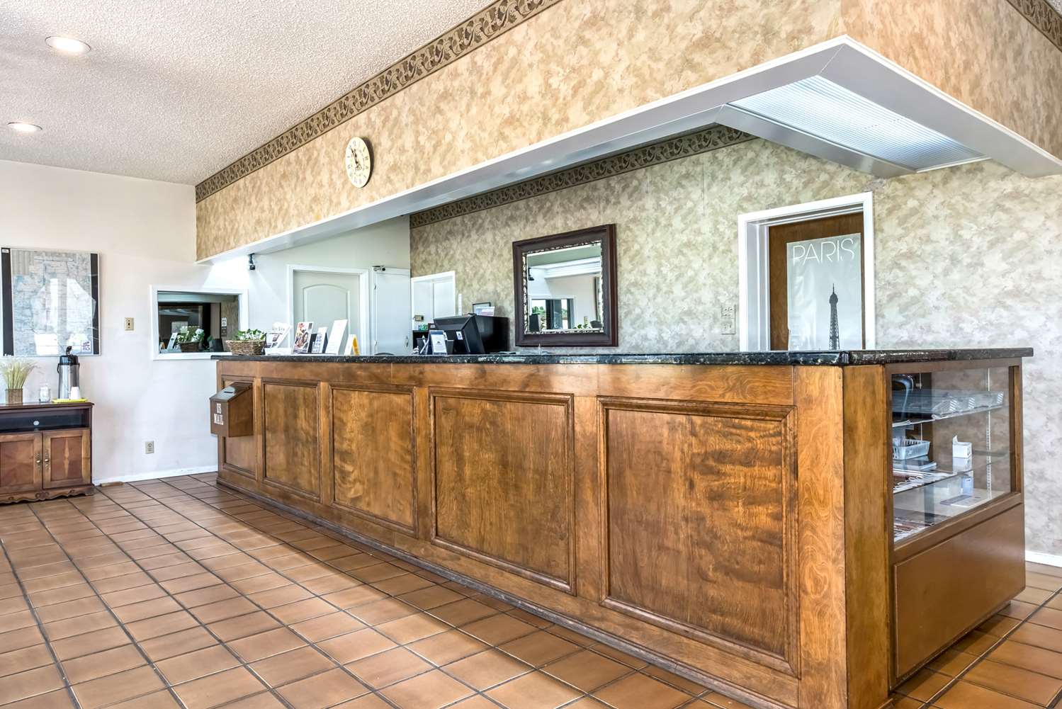 Americas Best Value Inn Paris 5/20