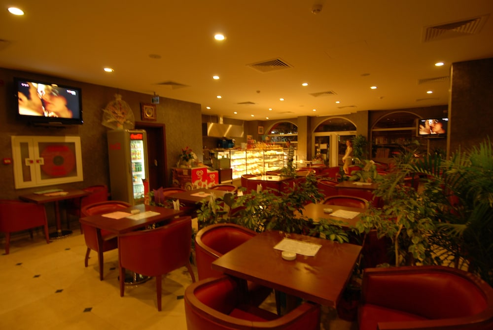 Cetin Hotel 26/39