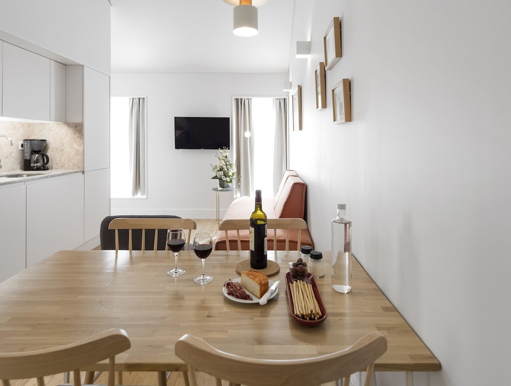 Lisbon Serviced Apartments - Benformoso 60/69
