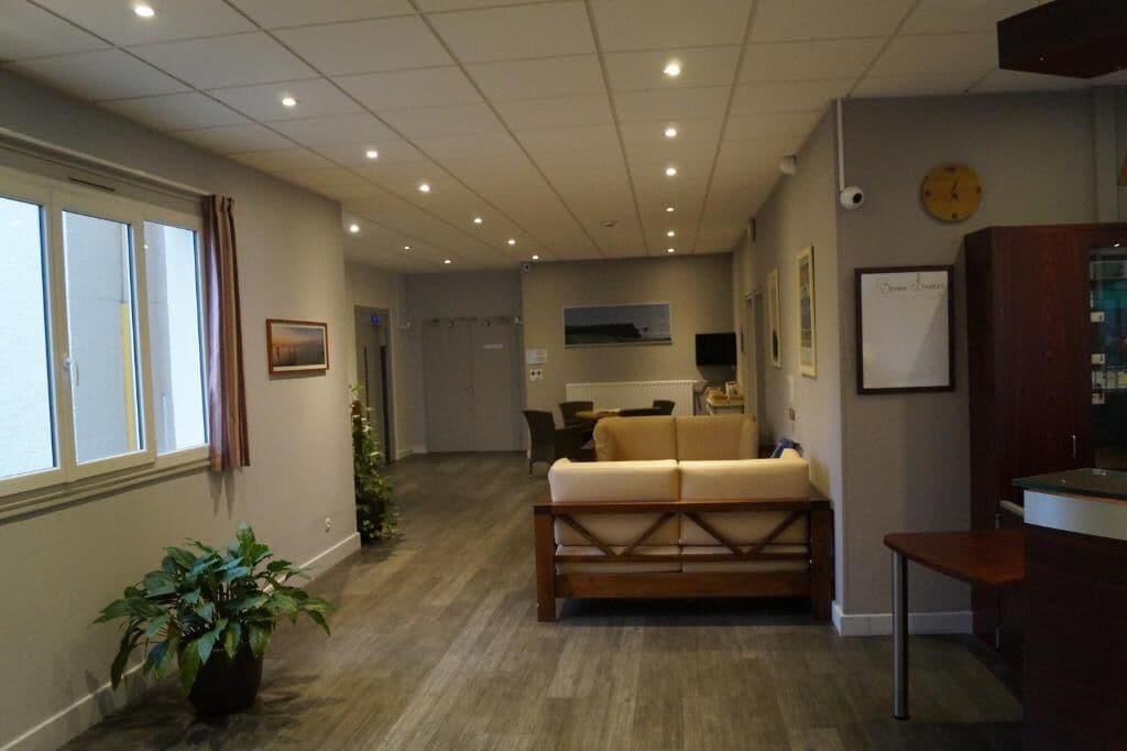 HOTEL DES REMPARTS 6/23