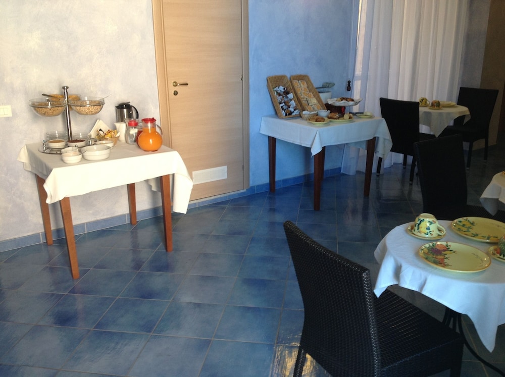 Blu Tropea Maison 40/53
