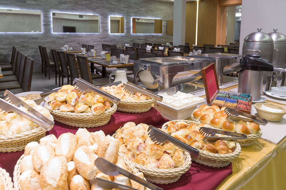 Atlantico Travel Hotel 19/50