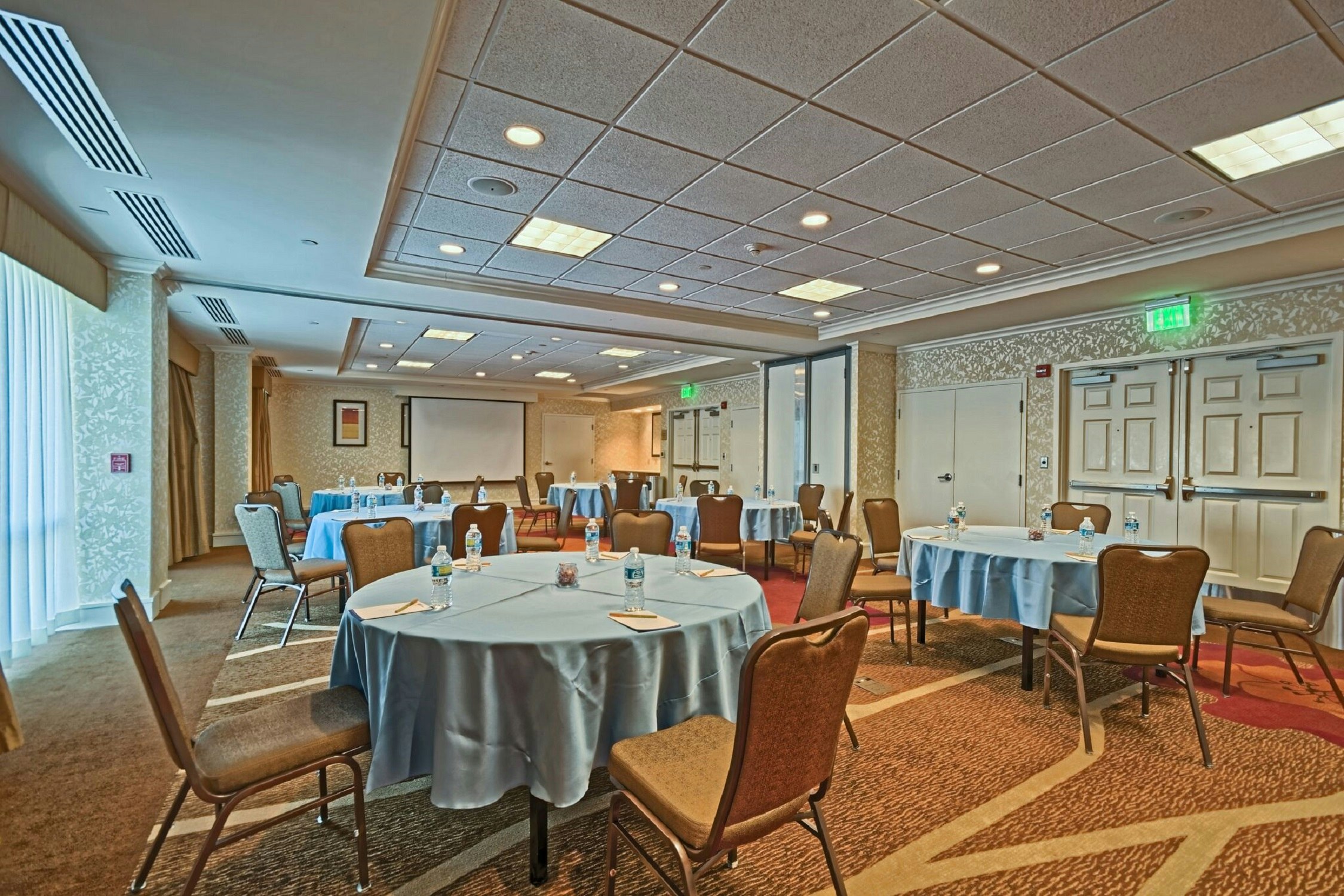Hilton Garden Inn Mt Laurel 13/20