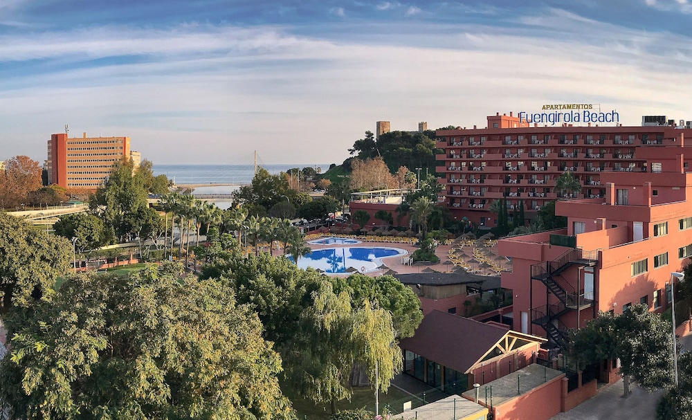 Fuengirola Beach Aparthotel 44/48