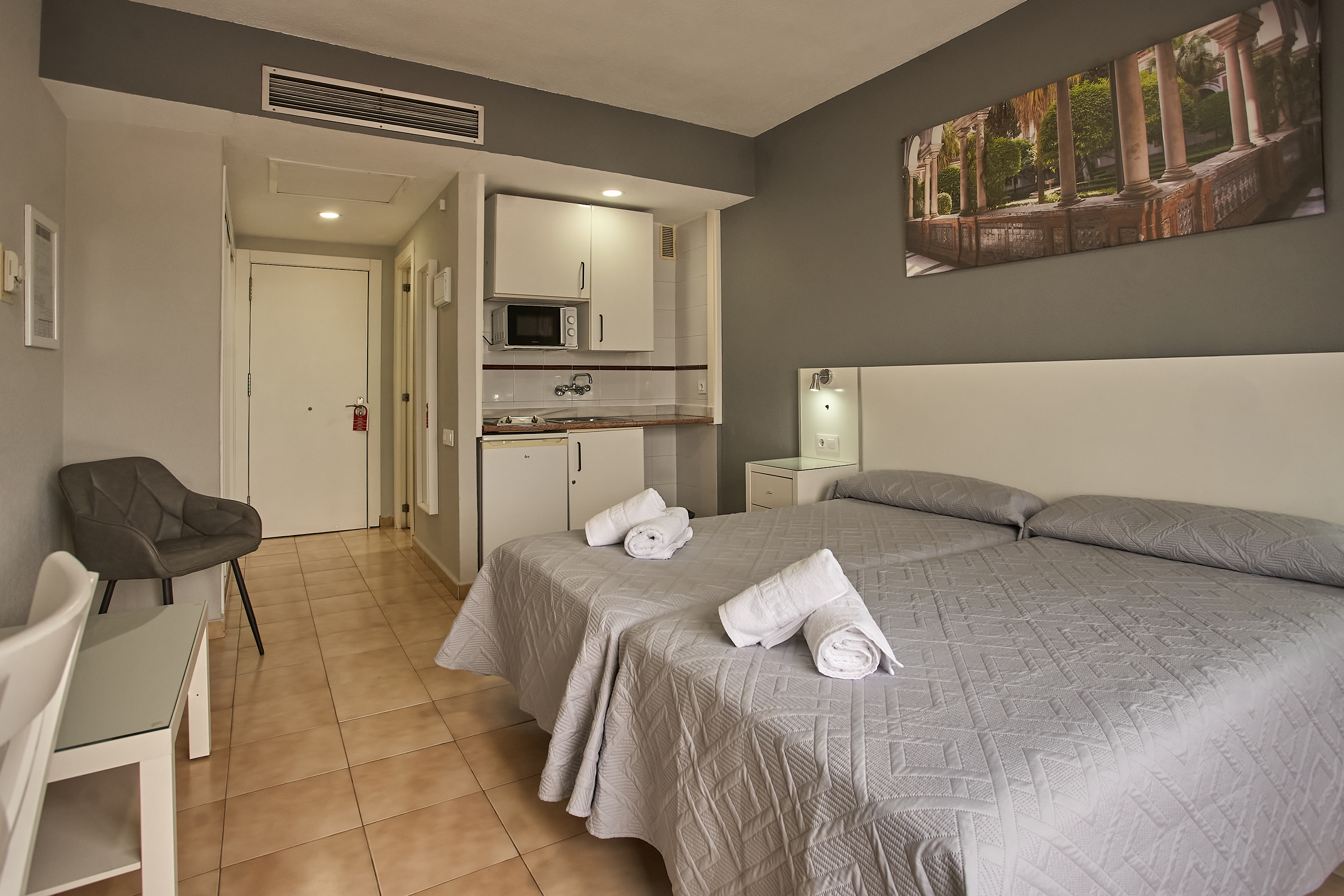 Resitur Apartamentos Turisticos En Seville 26/50