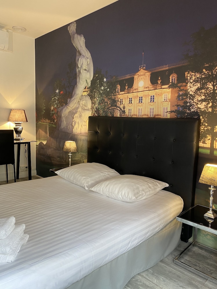 Logis Hotel Du Cirque 40/73