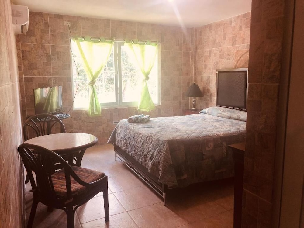 Hotel Colombus 12/47