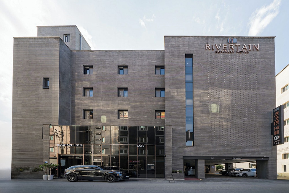 Rivertain Hotel Gyeongju 1/59
