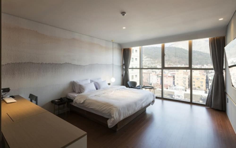 Yongwon Hound Hotel 12/27