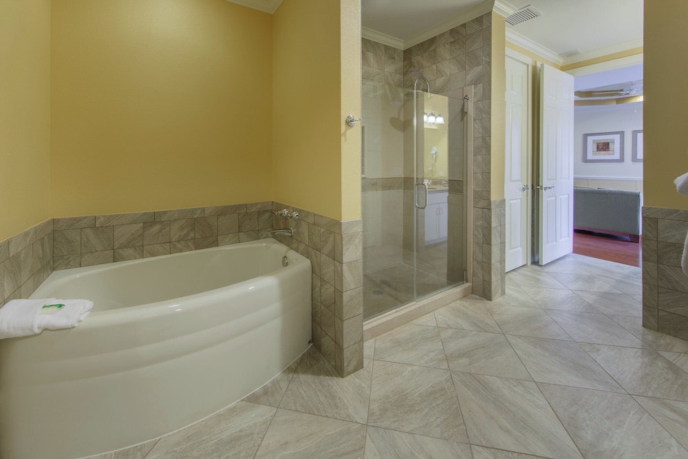Holiday Inn Club Vacations Fox River Resort at Sheridan 46/47