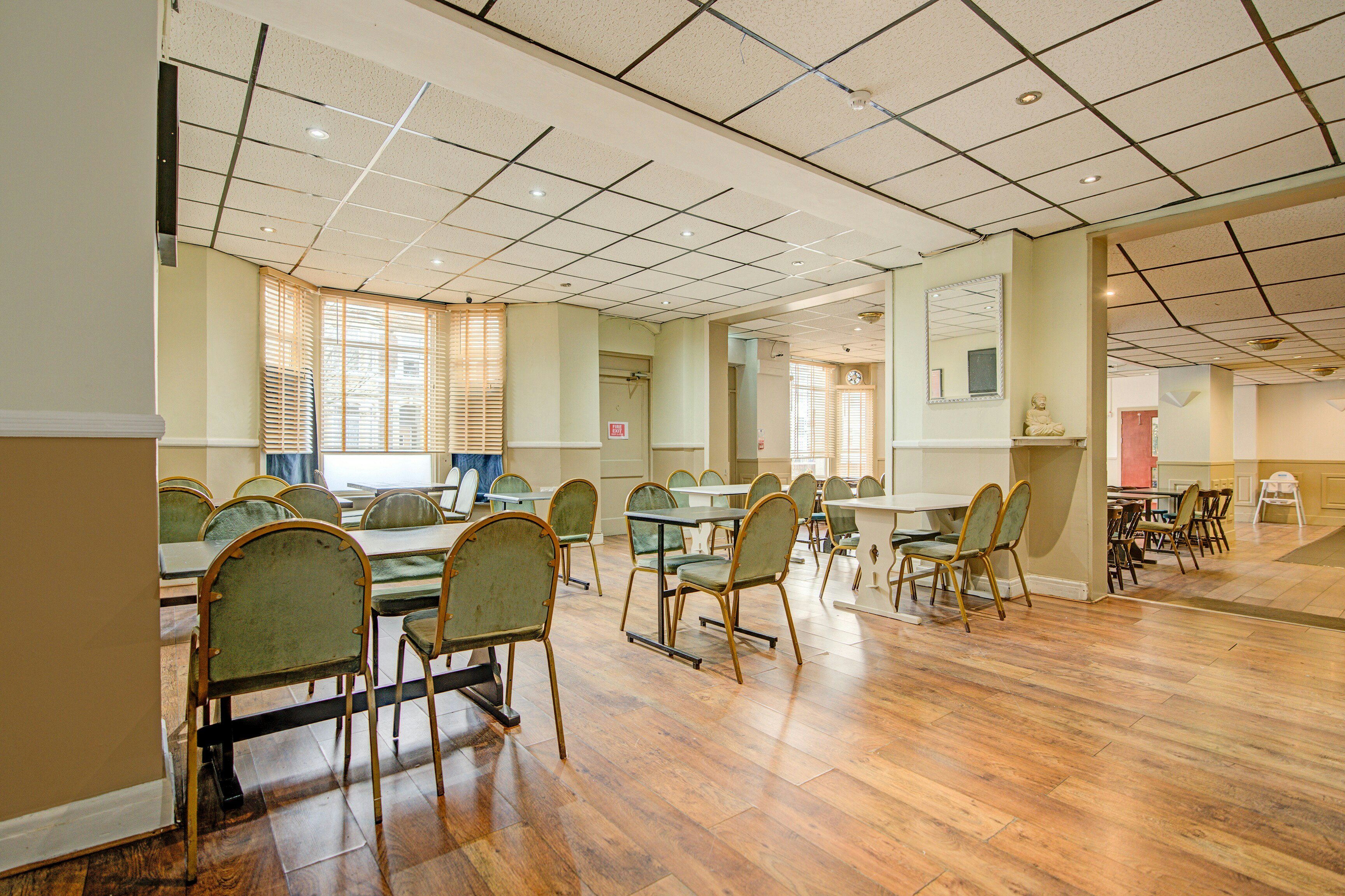 Cardiff Riverside Hotel by Belvilla 4/6