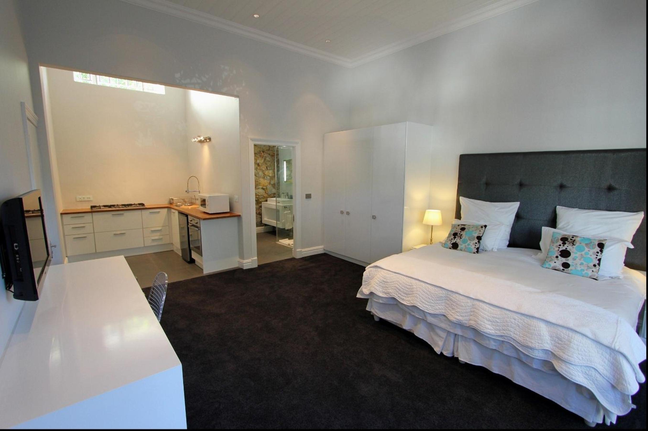 Studio, Apartment, King Bed