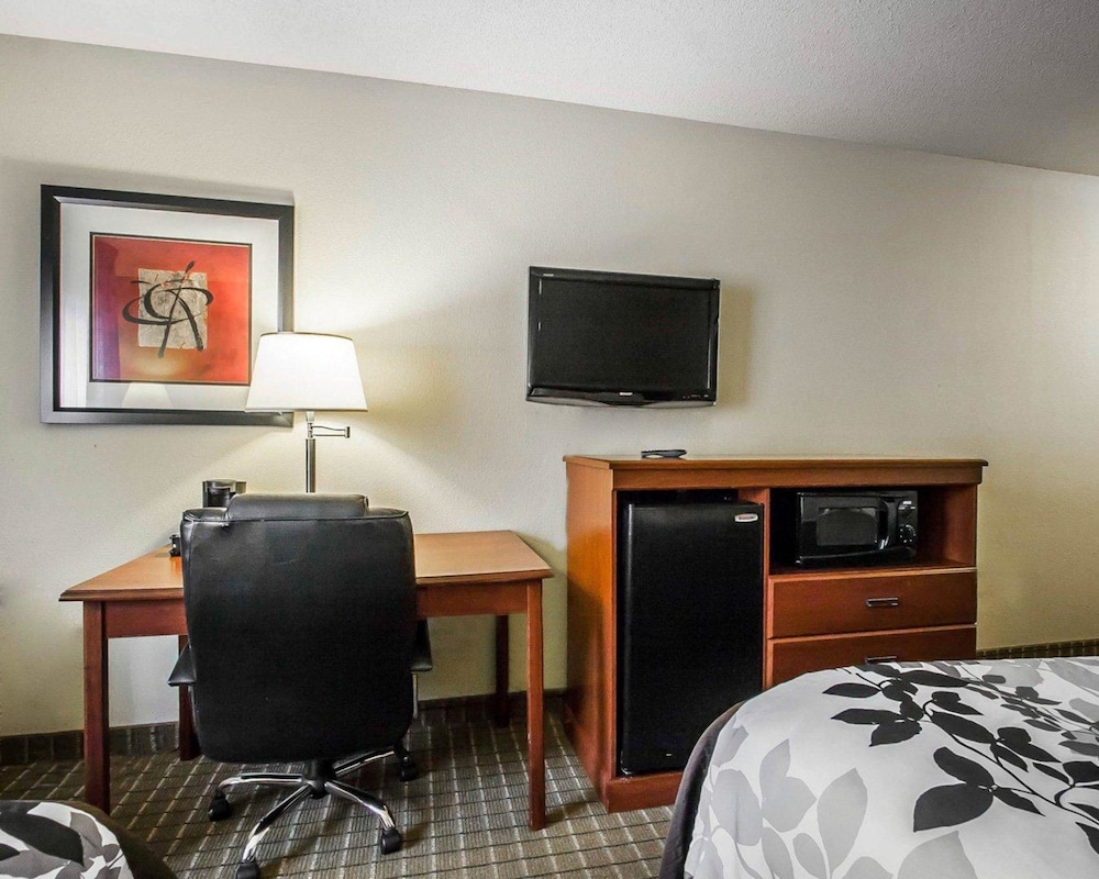 Sleep Inn And Suites Hattiesbur 30/35