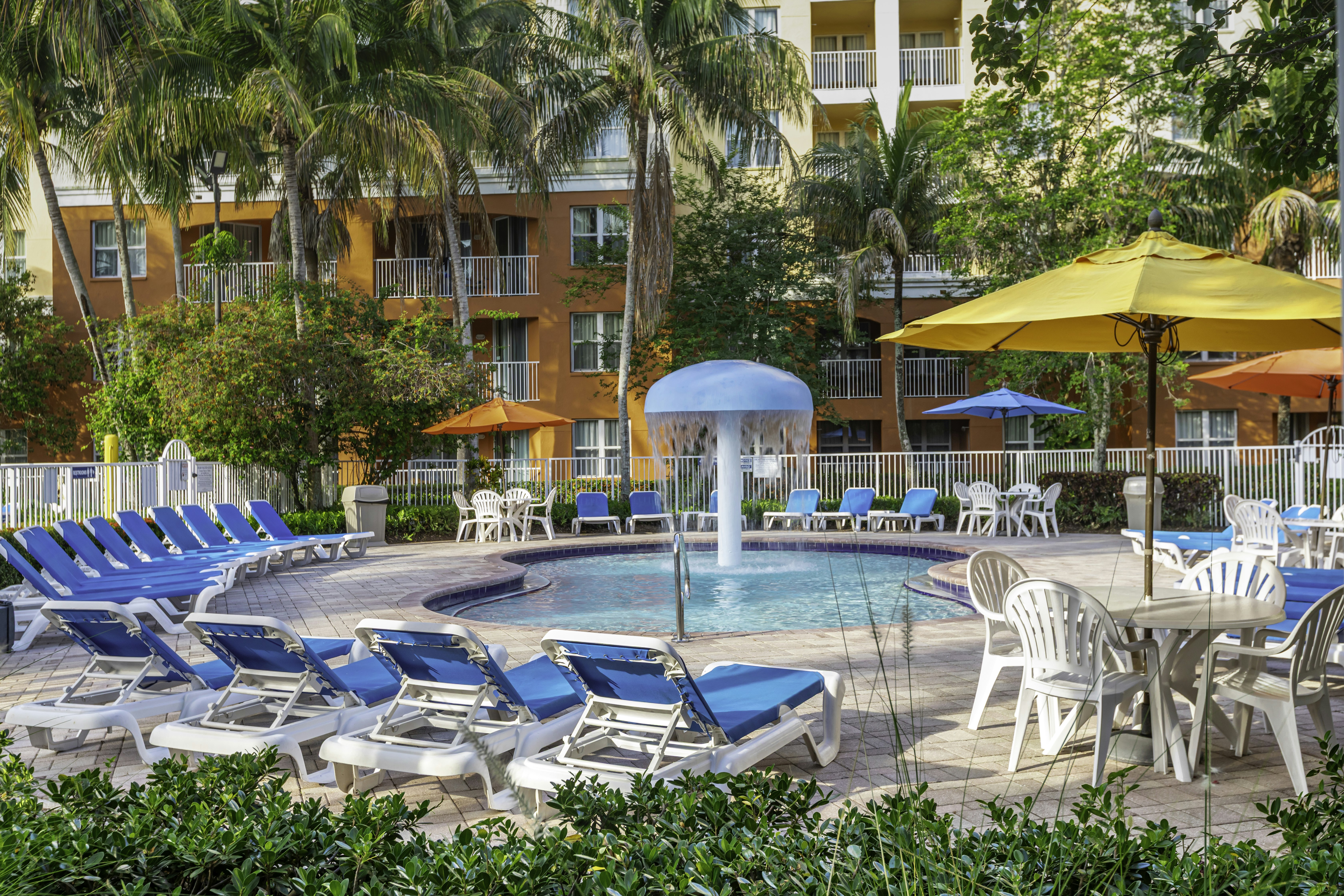 Vacation Village At Weston 67/81