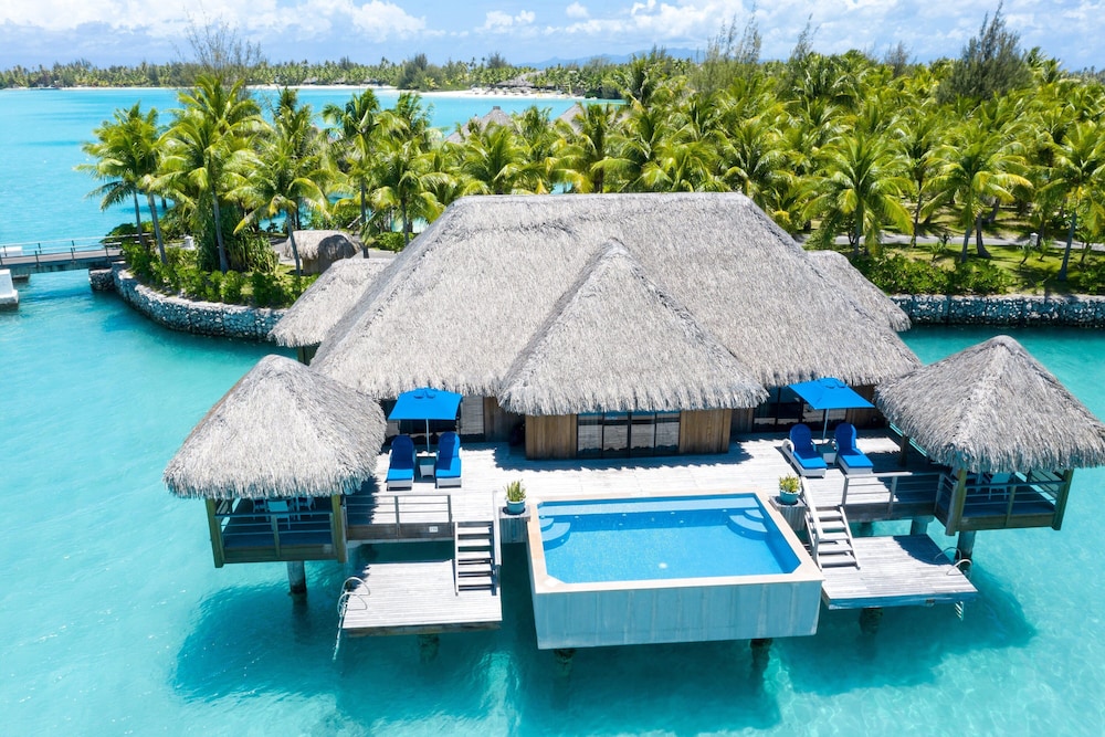 The St Regis Bora Bora Resort 48/84