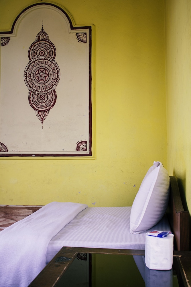 Hotel Ritu Mouria Pvt Ltd 17/35