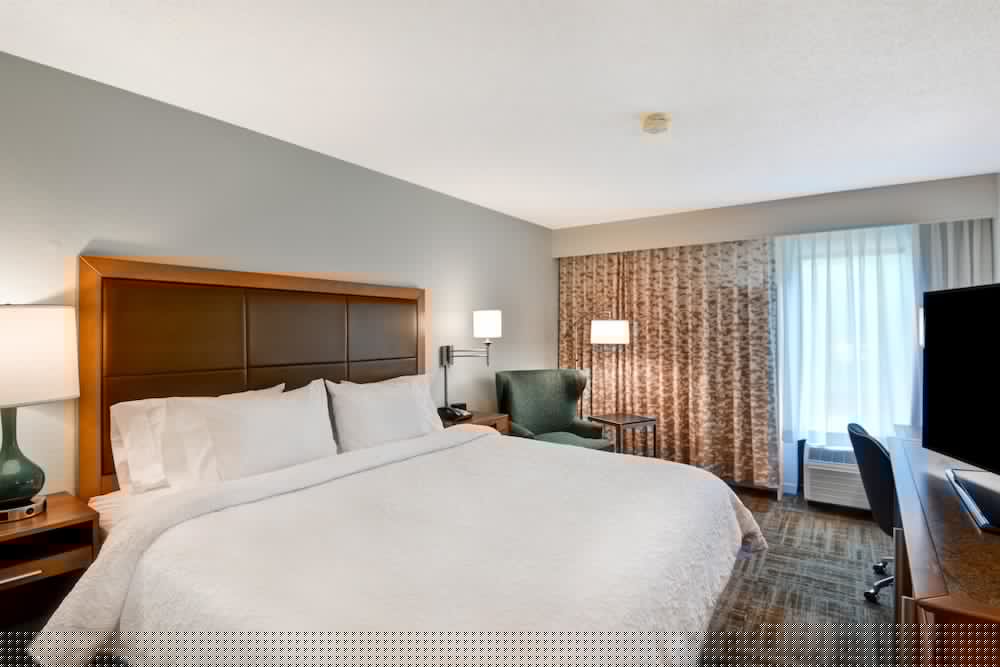 Hampton Inn Columbia-I-26 Airport 11/51