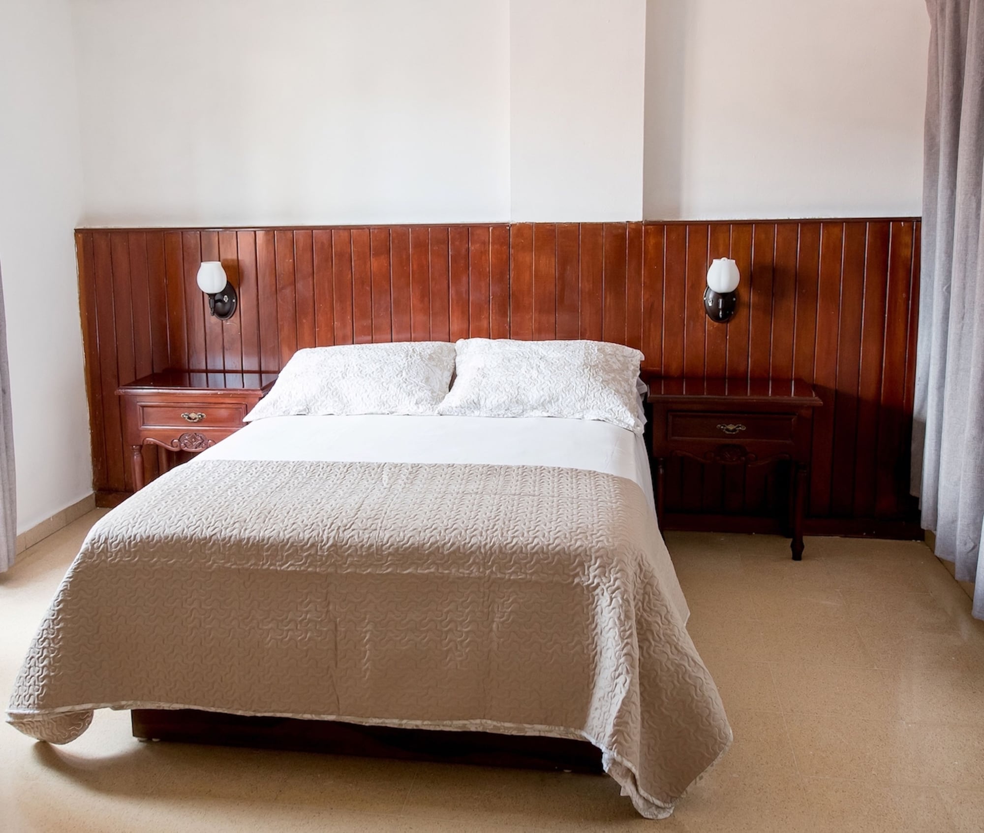 CLASSIC, DOUBLE BED