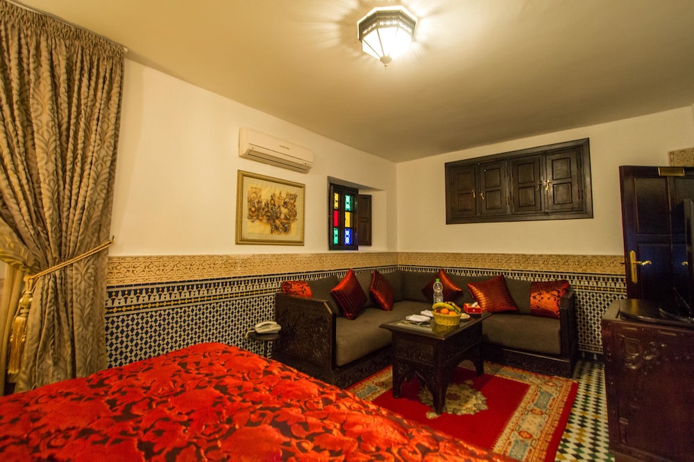 Riad Myra 43/75