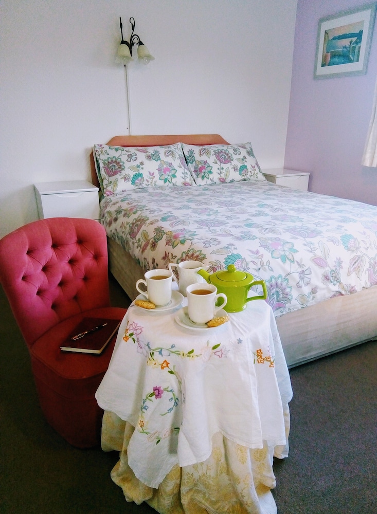 Gallen-Treath Guest House 22/49