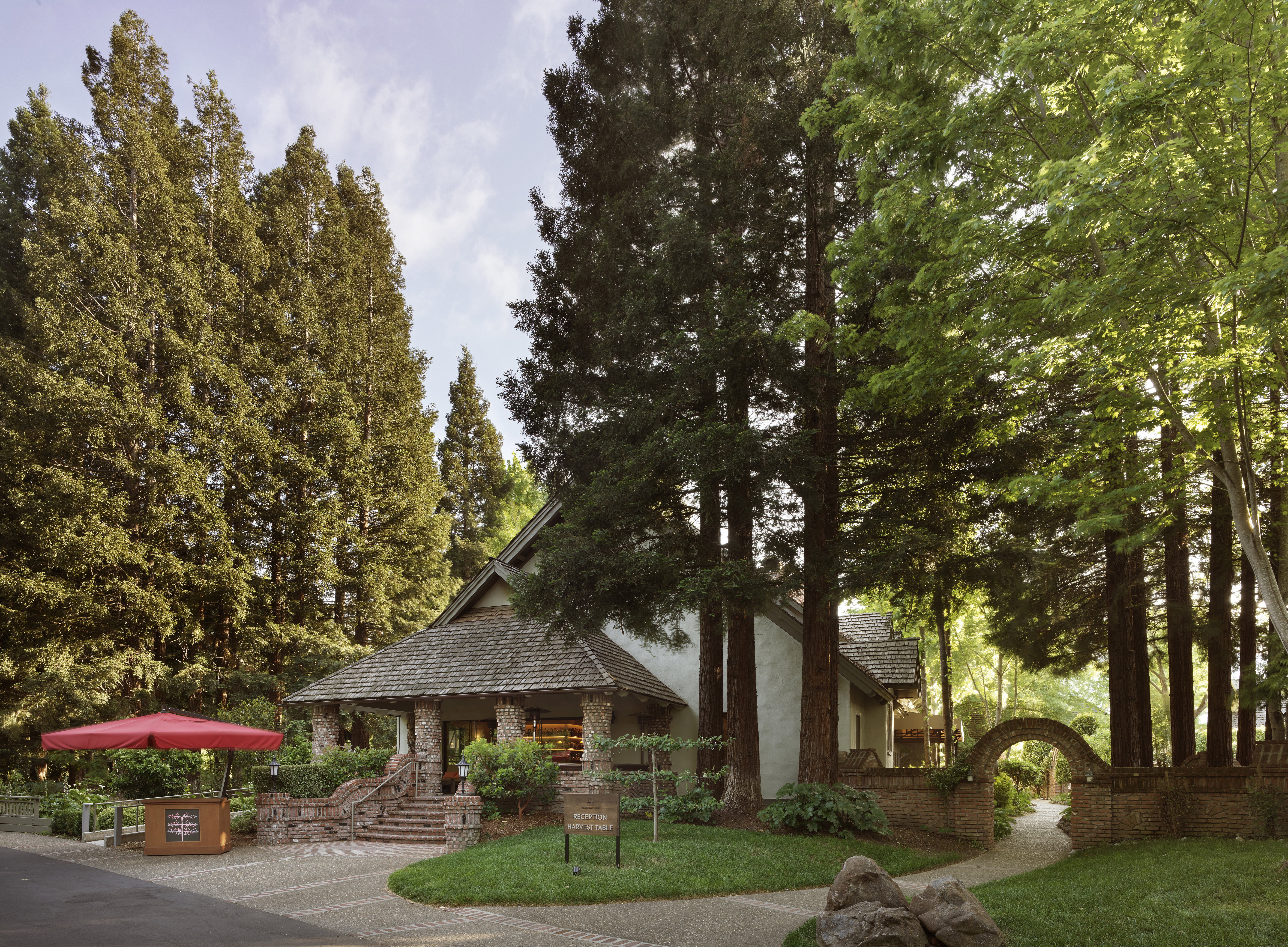 Harvest Inn 19/20