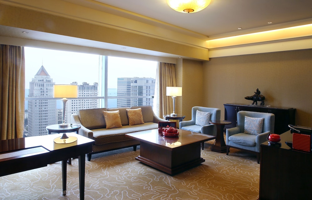 Shangri-La Qingdao 17/50