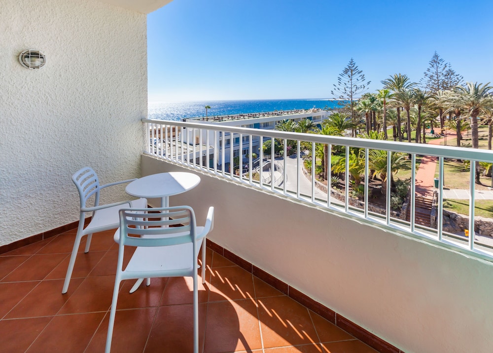 Abora Interclub Atlantic by Lopesan Hotels 8/70