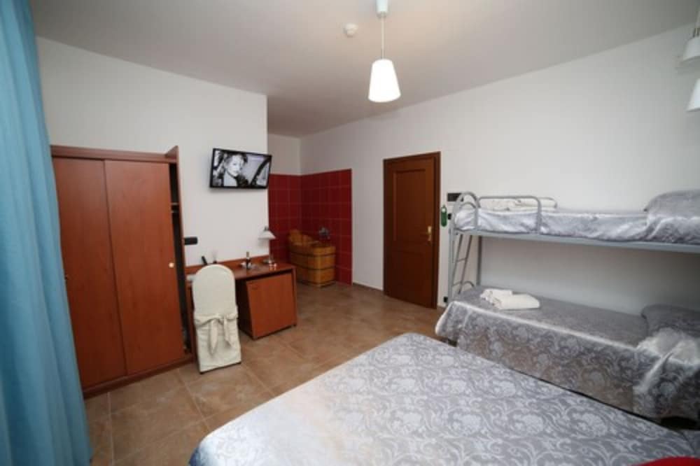 Hotel Accord Le Rose 21/50