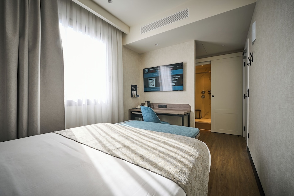 PREMIUM, DOUBLE BED